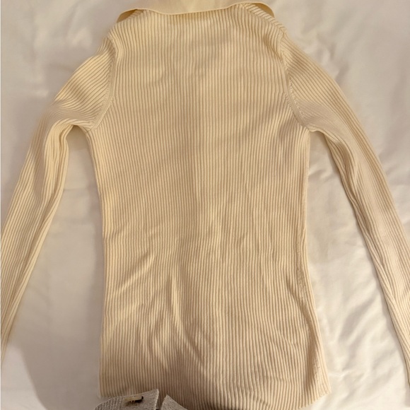 Button down sweater - Picture 2 of 5